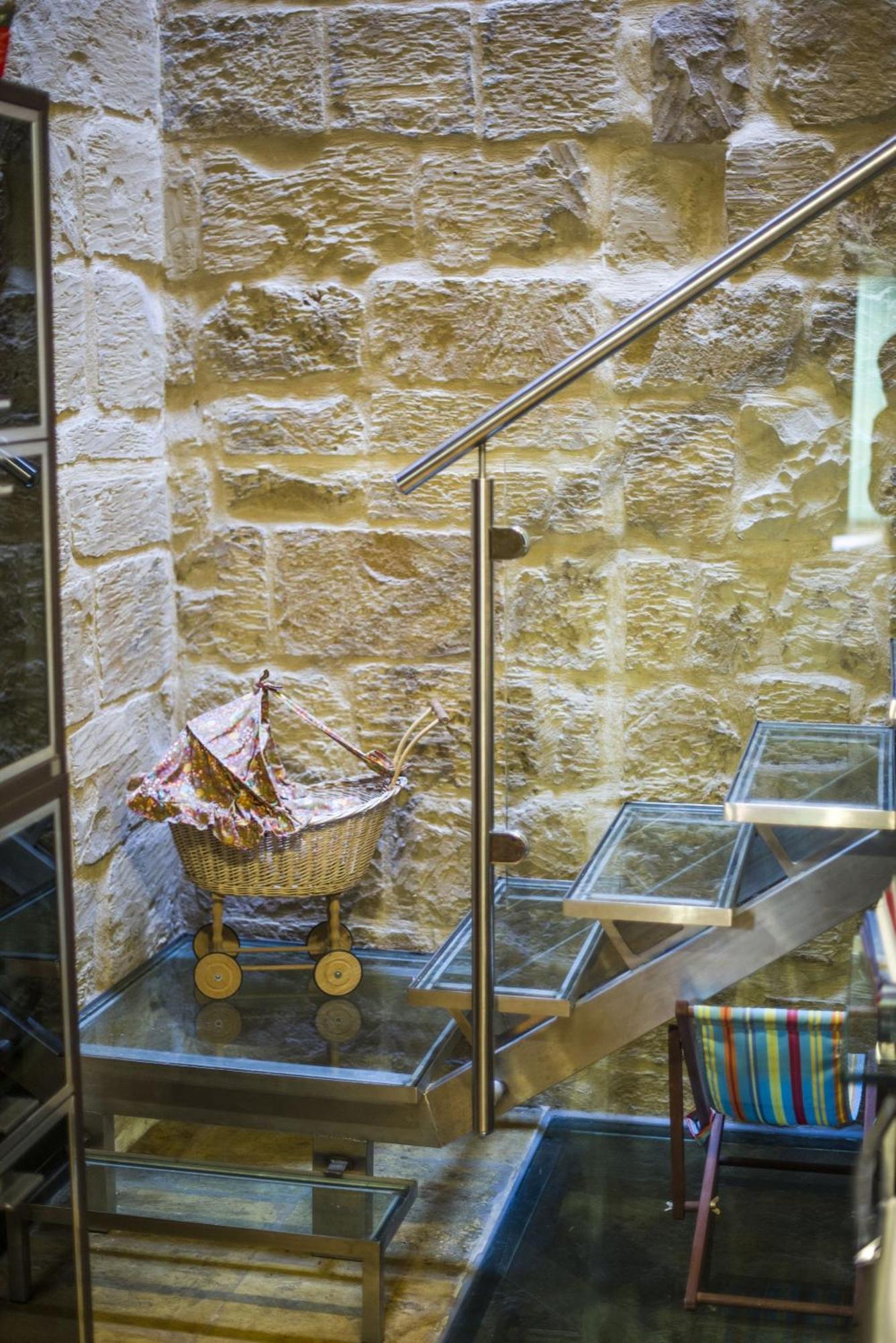 The Burrow Guest House Tarxien Екстер'єр фото
